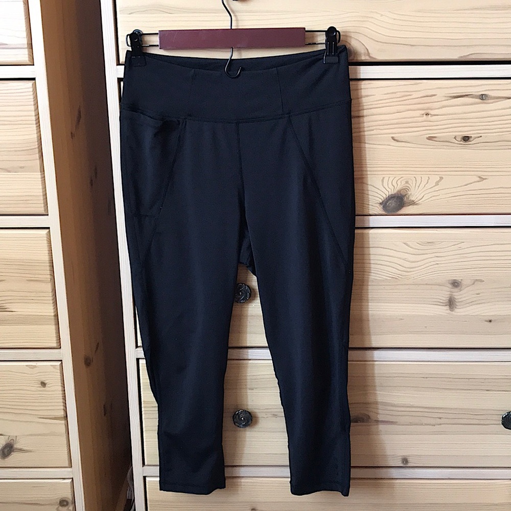 Kavu Crop Leggings Black Size Medium